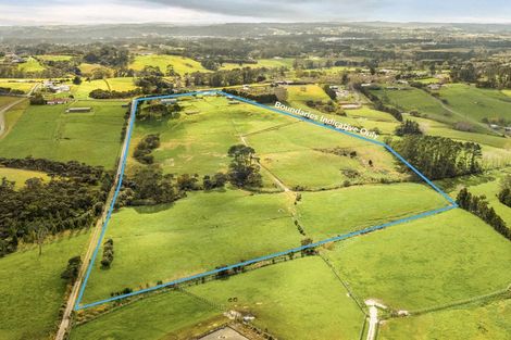 Photo of property in 133 Hanham Road, Kumeu, 0891