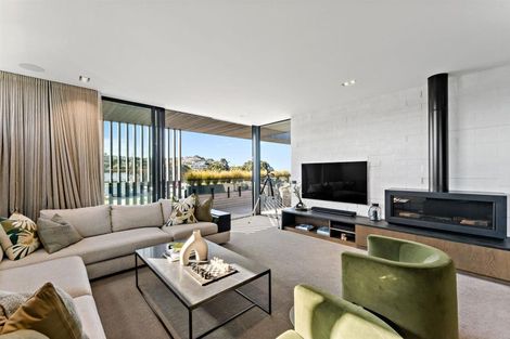 Photo of property in 41 Craig Road, Milford, Auckland, 0620