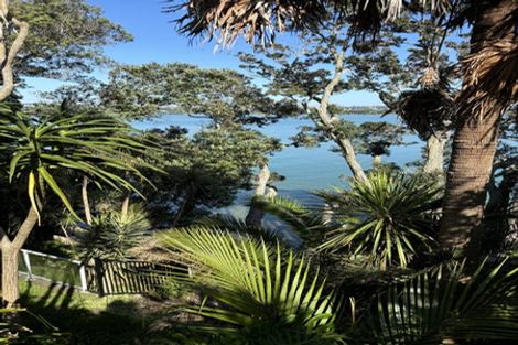 Photo of property in 15a Beresford Street, Bayswater, Auckland, 0622