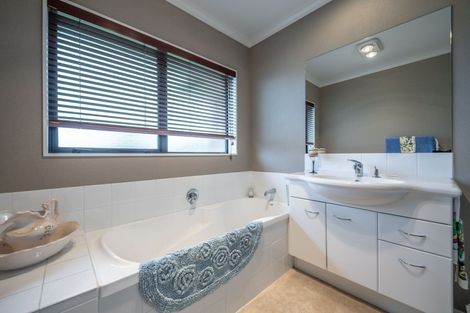 Photo of property in 1128 Racecourse Road, Te Awamutu, 3800