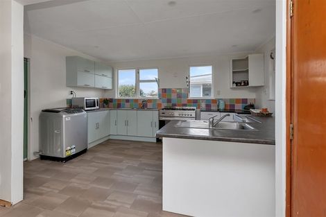 Photo of property in 17 Meadow Park Crescent, Tikipunga, Whangarei, 0112