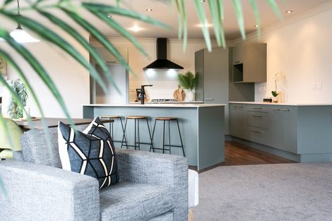 Photo of property in 16 Brancaster Place, Cambridge, 3434