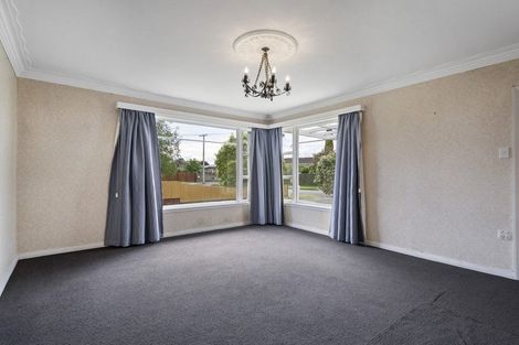 Photo of property in 24 Kent Crescent, Awapuni, Palmerston North, 4412