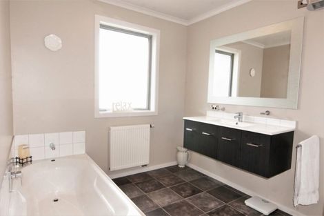 Photo of property in 11 Olds Crescent, Cromwell, 9310