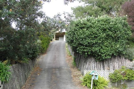 Photo of property in 40 Seaview Road, Marfell, New Plymouth, 4310
