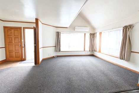 Photo of property in 1/25 Mcleod Road, Weymouth, Auckland, 2103