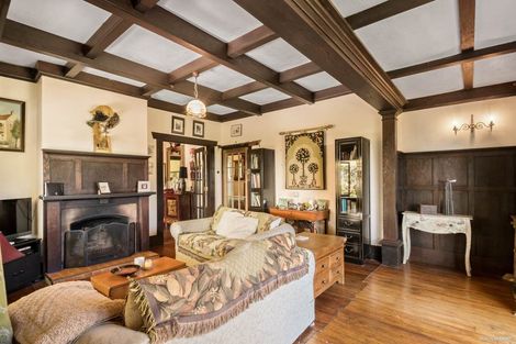 Photo of property in 250 Titirangi Road, Titirangi, Auckland, 0604