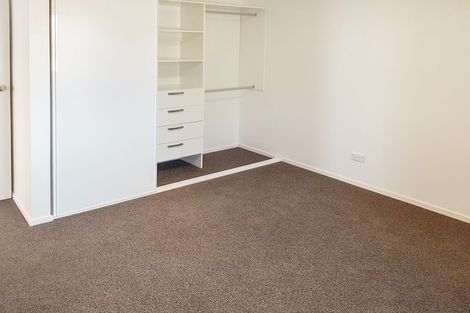 Photo of property in 68 Barrys Road, Glendene, Auckland, 0602