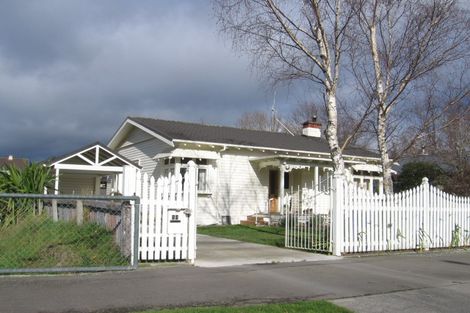 Photo of property in 60 Stanley Avenue, Palmerston North, 4414