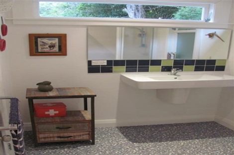 Photo of property in 2 Melrose Crescent, Melrose, Wellington, 6023