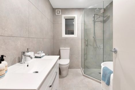Photo of property in 52c Wainui Avenue, Point Chevalier, Auckland, 1022
