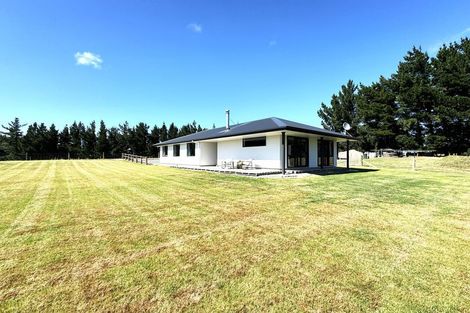 Photo of property in 64 Cameron Road, Hillend, Balclutha, 9272