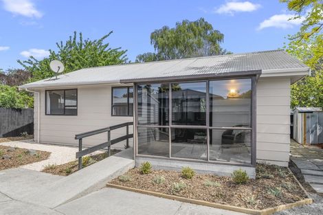 Photo of property in 2/35 Carnarvon Street, Linwood, Christchurch, 8062