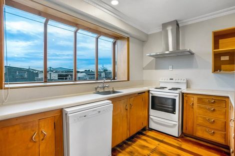 Photo of property in 71 Albert Street, Winton, 9720