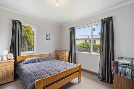 Photo of property in 21 Oberon Street, Stratford, 4332