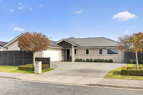 Photo of property in 7 Wattle Lane, Rangiora, 7400