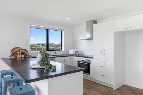 Photo of property in 15 Jersey Place, Bell Block, New Plymouth, 4312
