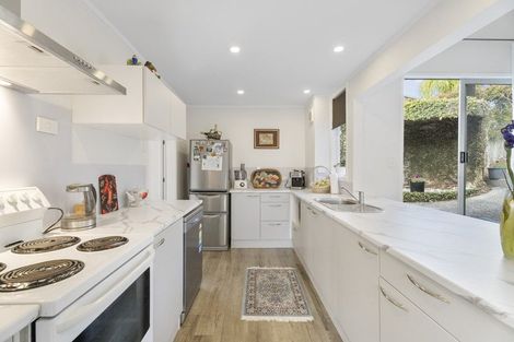 Photo of property in 13 Rimu Road, Stanmore Bay, Whangaparaoa, 0932