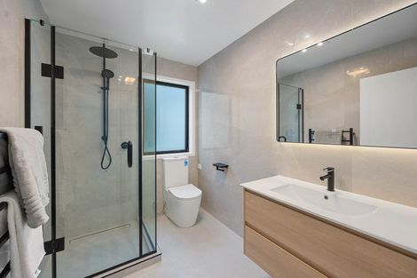 Photo of property in 4 Chesley Place, Half Moon Bay, Auckland, 2012