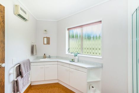 Photo of property in 43 Ngarara Road, Waikanae, 5036