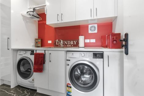 Photo of property in 2/15 Walter Street, Hauraki, Auckland, 0622