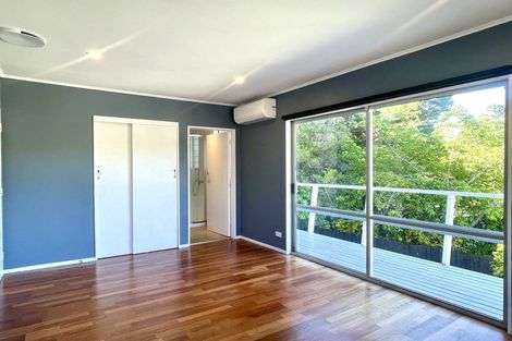 Photo of property in 15 Montreal Grove, Kingston, Wellington, 6021