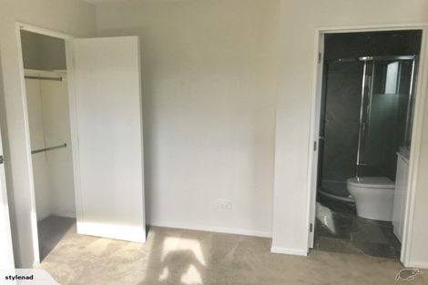 Photo of property in 7 Woodall Place, Totara Vale, Auckland, 0627