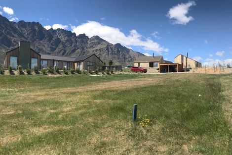 Photo of property in 29 Cunninghams Drive, Jacks Point, Queenstown, 9371