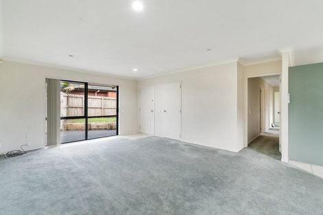 Photo of property in 52 Saralee Drive, Manurewa, Auckland, 2105