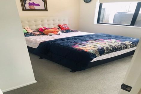 Photo of property in 28 Jonah Lomu Drive, Paerata, 2124