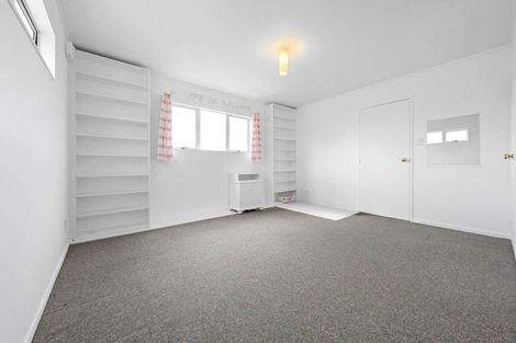 Photo of property in 674 Pakuranga Road, Howick, Auckland, 2010