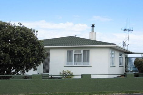 Photo of property in 1 Kapiti Terrace, Castlecliff, Whanganui, 4501