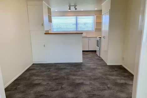 Photo of property in 2/164 Forrest Hill Road, Forrest Hill, Auckland, 0620