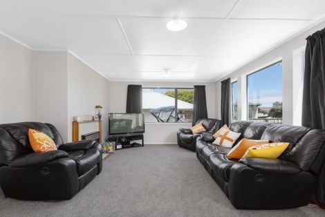 Photo of property in 6 Carbine Place, Ascot Park, Porirua, 5024