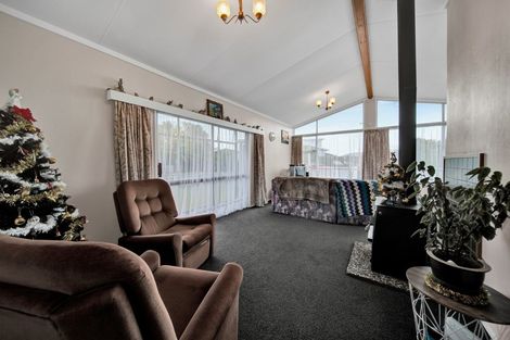 Photo of property in 4 Cowling Road, Hurdon, New Plymouth, 4310