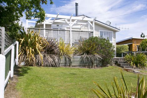 Photo of property in 17 Waitahanui Avenue, Taupo, 3330