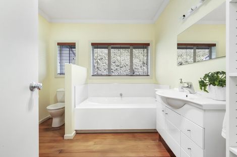 Photo of property in 6 Mansel Avenue, Hillcrest, Hamilton, 3216