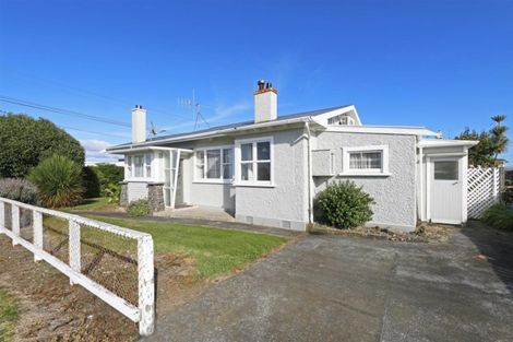 Photo of property in 28 Napier Street, Opunake, 4616