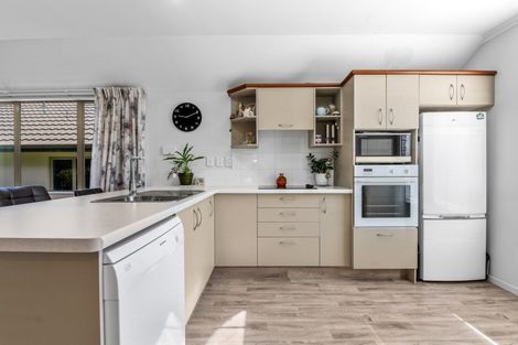 Photo of property in 285 Vaughan Road, Owhata, Rotorua, 3010