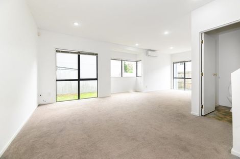 Photo of property in 3 Sun Place, Henderson, Auckland, 0612