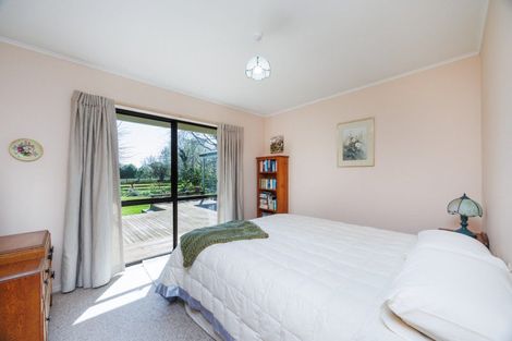 Photo of property in 136 Newbury Line, Newbury, Palmerston North, 4478