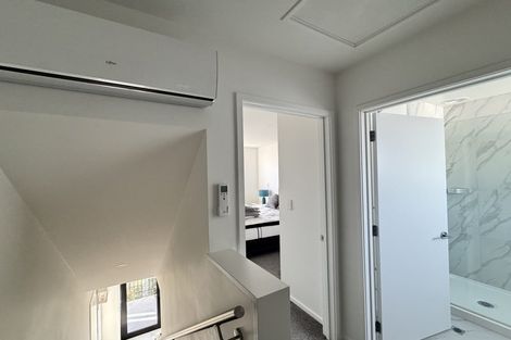 Photo of property in 26 Cessna Crescent, Mangere, Auckland, 2022