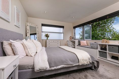 Photo of property in 20a Hebron Road, Waiake, Auckland, 0630