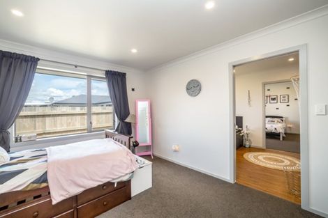 Photo of property in 30 Gimson Street, Solway, Masterton, 5810