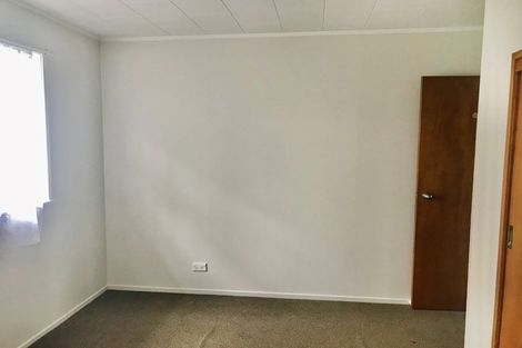 Photo of property in 100 Hillcrest Road, Papatoetoe, Auckland, 2025