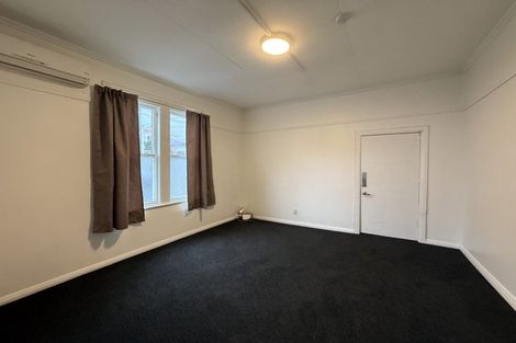 Photo of property in 205 Rintoul Street, Berhampore, Wellington, 6023