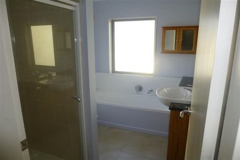 Photo of property in 17/15 Roxburgh Street, Mount Victoria, Wellington, 6011