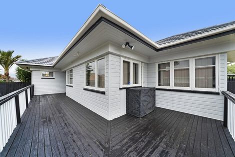 Photo of property in 8b Frank Hewitt Street, Pukekohe, 2120
