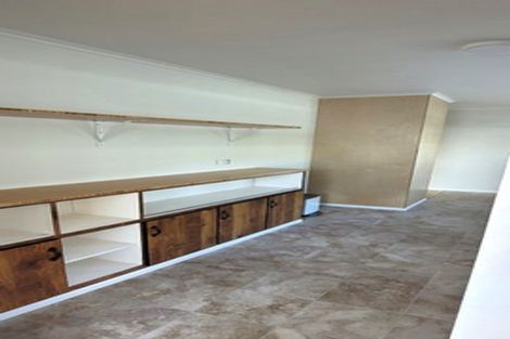 Photo of property in 8 Kitchener Terrace, Moturoa, New Plymouth, 4310