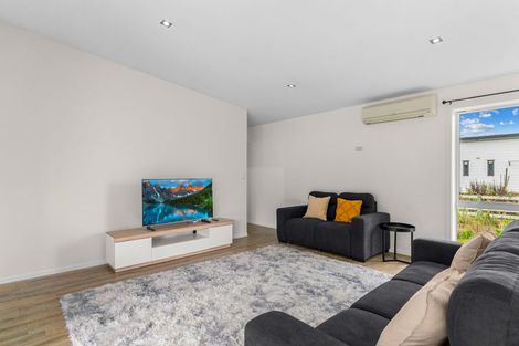 Photo of property in 4 Te Whai Street, Mangawhai Heads, Mangawhai, 0505